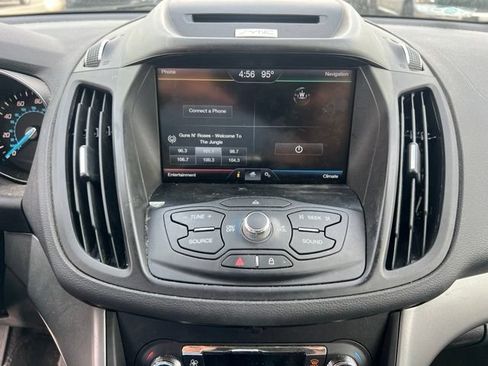 Used 2015 Ford Escape SE w/ Equipment Group 201A AWD/4WD image 16