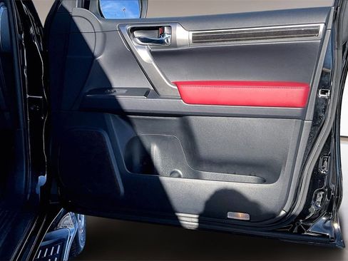 Used 2023 Lexus GX 460 Premium w/ Premium Package image 19