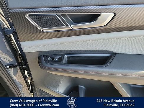 Certified 2025 Volkswagen Atlas Peak Edition SE image 46