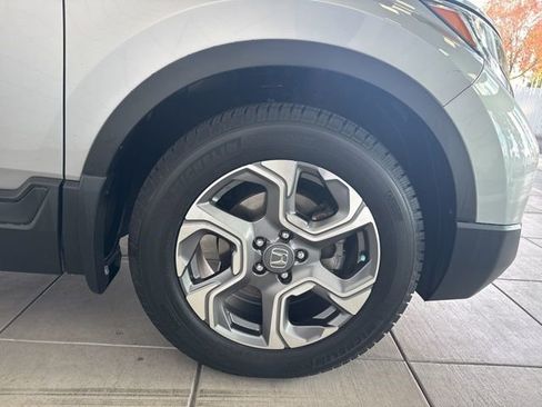 Used 2017 Honda CR-V EX-L image 9