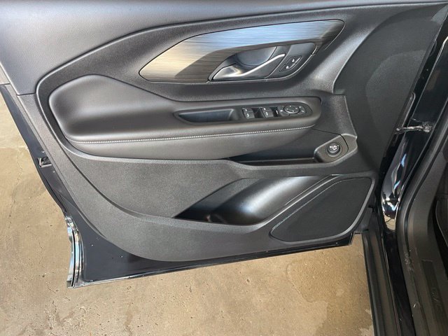 Used 2022 GMC Terrain SLE w/ Driver Convenience Package FWD image 26