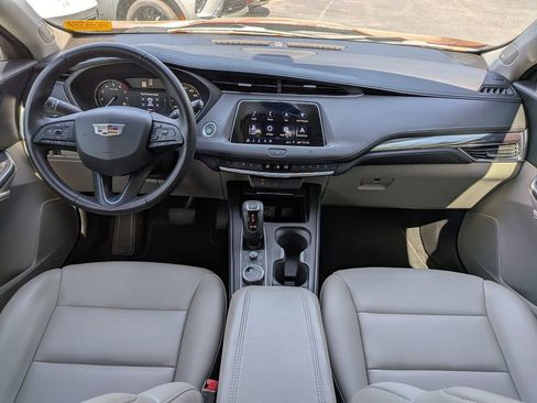 Used 2019 Cadillac XT4 Luxury FWD image 17