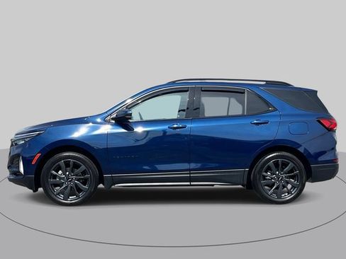 Used 2023 Chevrolet Equinox RS w/ LPO, Floor Liner Package FWD image 9