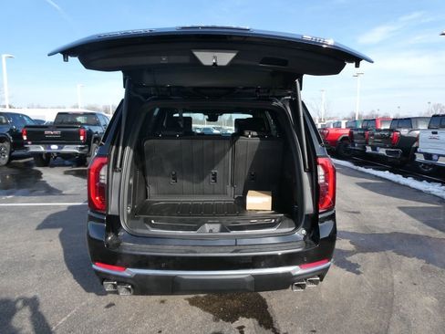 New 2026 GMC Yukon Denali w/ Denali Reserve Package AWD/4WD image 46