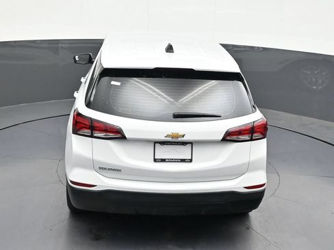 Used 2022 Chevrolet Equinox LS FWD image 18