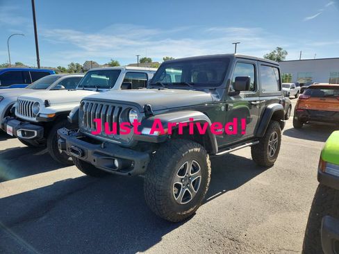 Used 2020 Jeep Wrangler Sport AWD/4WD image 3