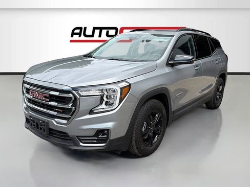 Used 2024 GMC Terrain AT4 w/ Tech Package image 3