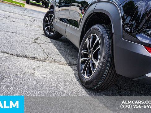 Used 2026 Chevrolet TrailBlazer LT AWD/4WD image 14