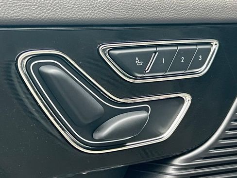 Used 2022 Lincoln Corsair AWD w/ Equipment Group 101A image 27