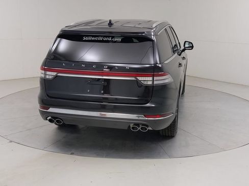 Used 2024 Lincoln Aviator Reserve AWD/4WD image 16