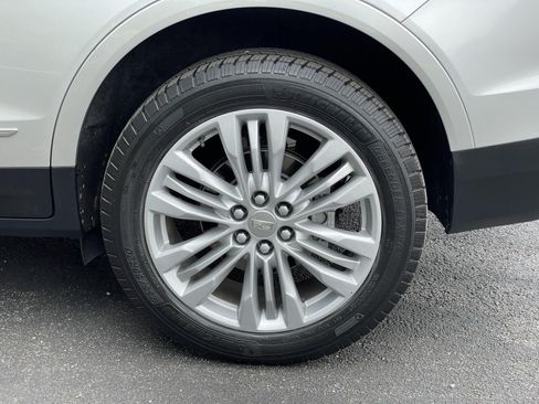 Used 2018 Cadillac XT5 Premium Luxury FWD image 56