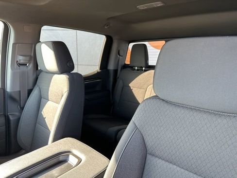 New 2026 Chevrolet Silverado 1500 LT w/ Z71 Off-Road Package image 16