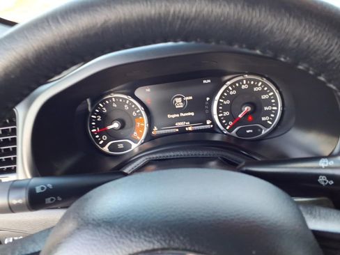 Used 2022 Jeep Renegade Altitude w/ Convenience Group AWD/4WD image 22