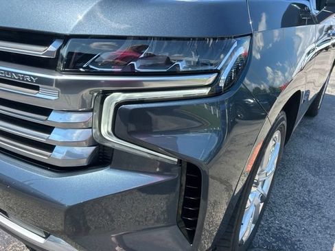 Used 2021 Chevrolet Tahoe High Country AWD/4WD image 9