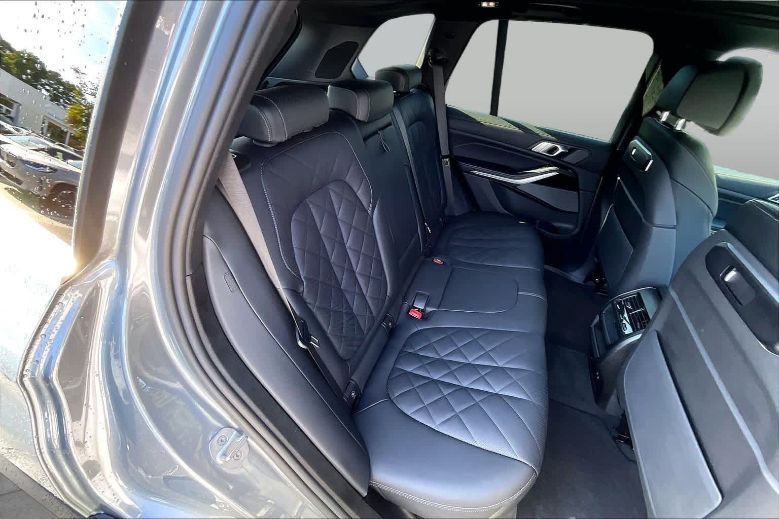 Used 2025 BMW X5 sDrive40i w/ Premium Package RWD image 20