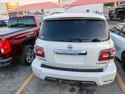 Used 2020 Nissan Armada Platinum image 7