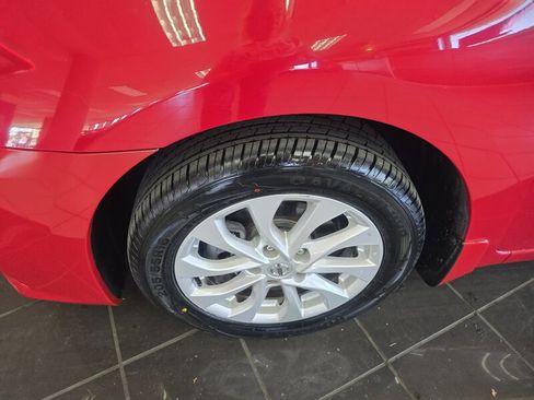 Used 2018 Nissan Sentra SV image 25