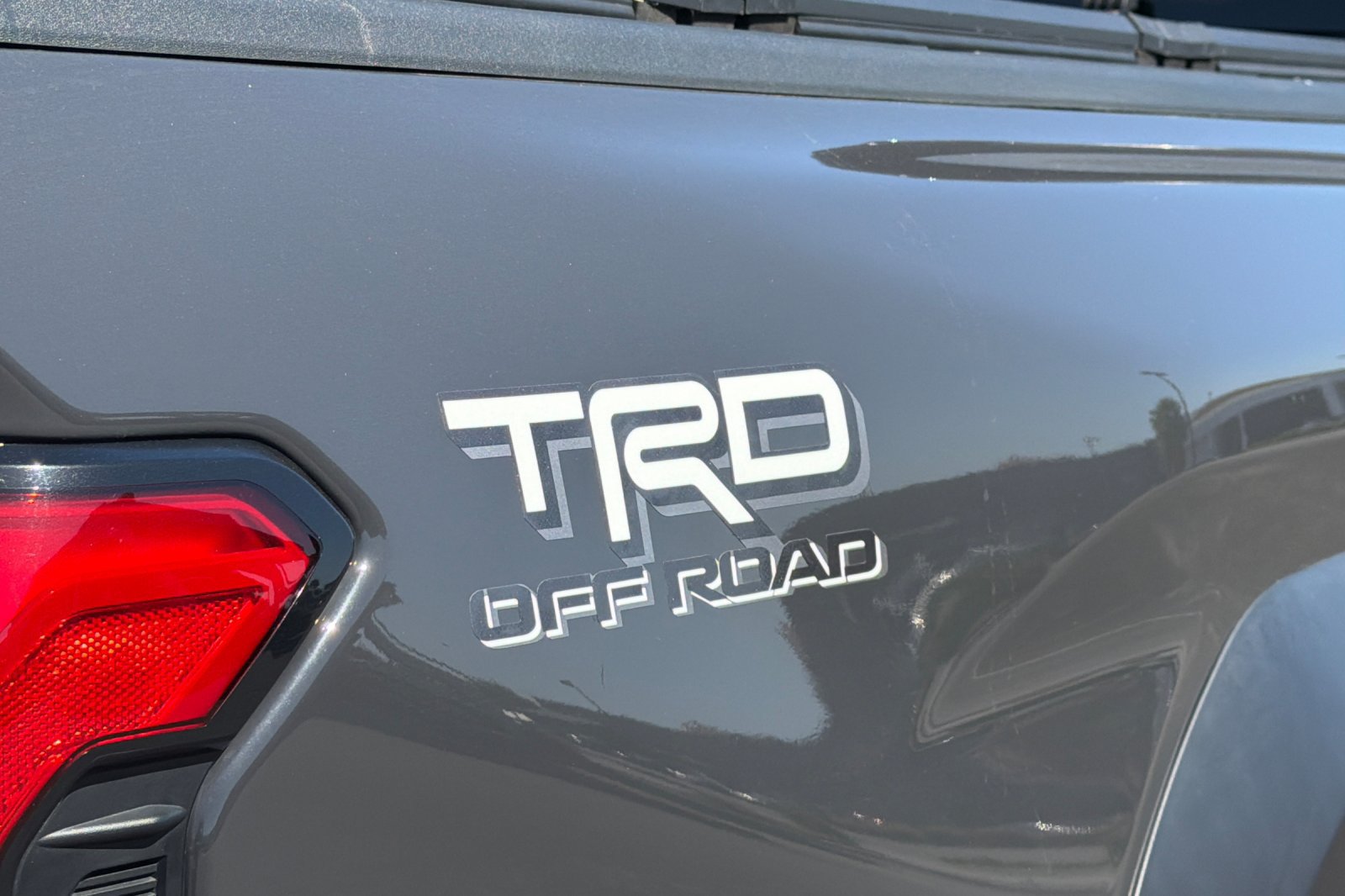 Used 2024 Toyota Tacoma TRD Off-Road w/ TRD Off Road Upgrade Package AWD/4WD image 40