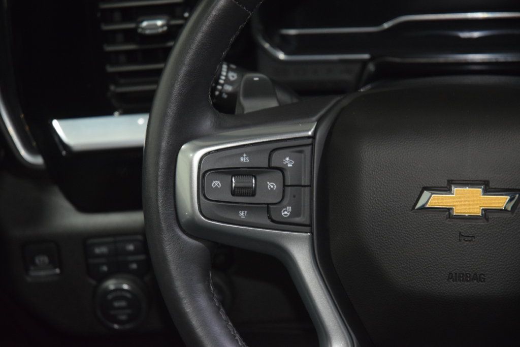 Used 2022 Chevrolet Silverado 1500 LTZ AWD/4WD image 37