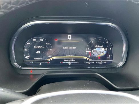 Used 2024 GMC Yukon XL SLT image 24