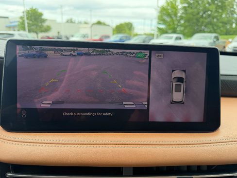 Used 2025 INFINITI QX60 Sensory w/ Vision Package AWD/4WD image 48