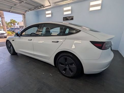 Used 2023 Tesla Model 3 Standard Range RWD image 9