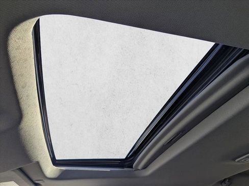 Used 2021 GMC Sierra 2500 Denali w/ Denali Ultimate Package image 16