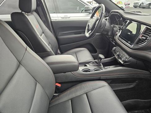 Used 2024 Dodge Durango GT image 9