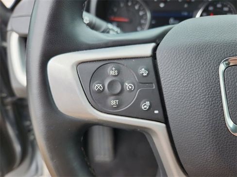 Used 2024 GMC Terrain SLT image 26