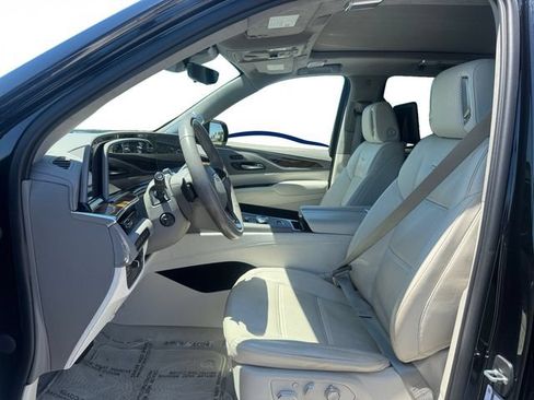 Certified 2023 Cadillac Escalade Sport Platinum AWD/4WD image 10
