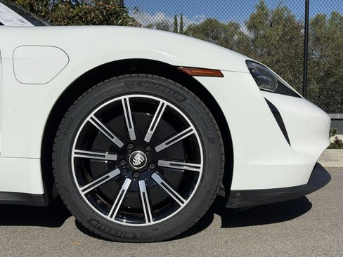 Certified 2021 Porsche Taycan 4S image 12