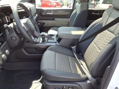 New 2026 Chevrolet Silverado 1500 ZR2 AWD/4WD image 6
