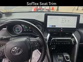 Certified 2023 Toyota Venza XLE AWD/4WD image 24