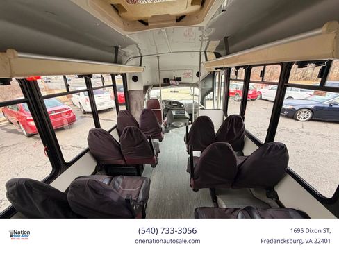 Used 2003 Ford E-450 and Econoline 450 RWD image 17