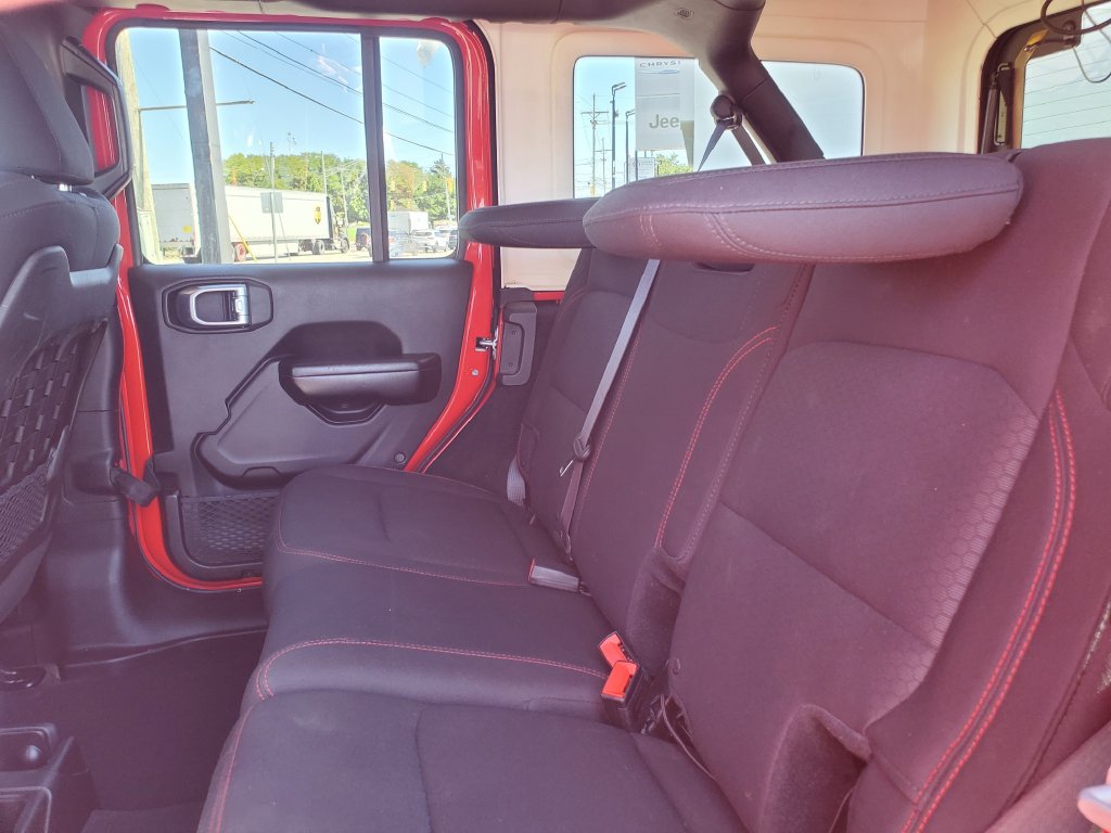 Used 2018 Jeep Wrangler Unlimited Rubicon AWD/4WD image 23