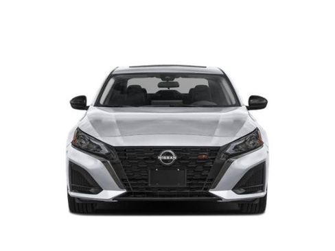 Used 2025 Nissan Altima 2.5 SR FWD image 7