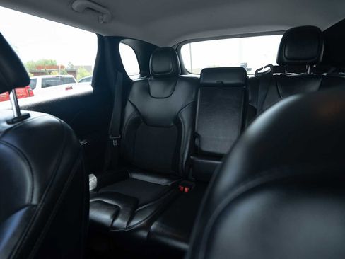 Used 2020 Jeep Cherokee Latitude Plus FWD image 13