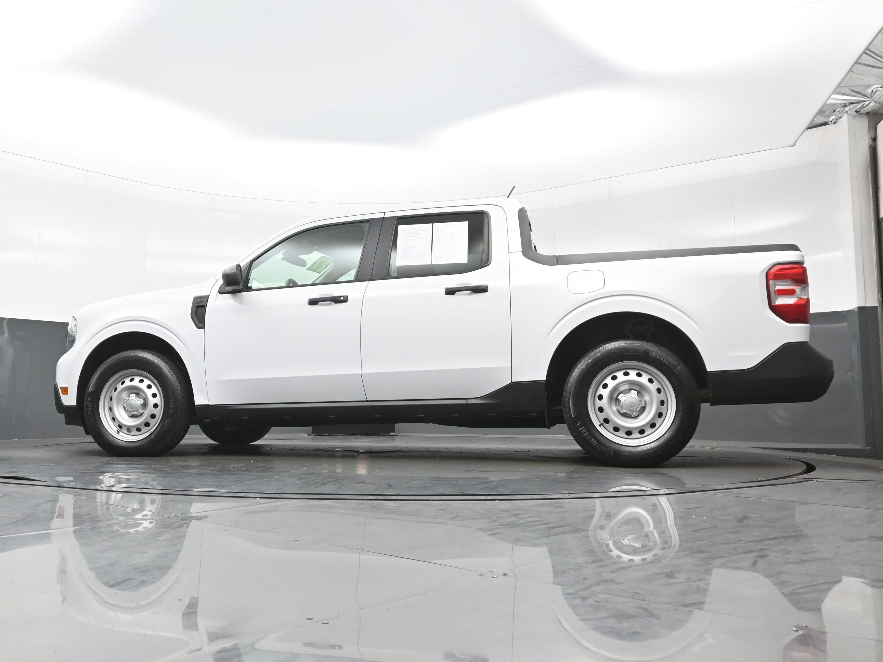 Used 2022 Ford Maverick XL w/ Equipment Group 100A Standard AWD/4WD image 25