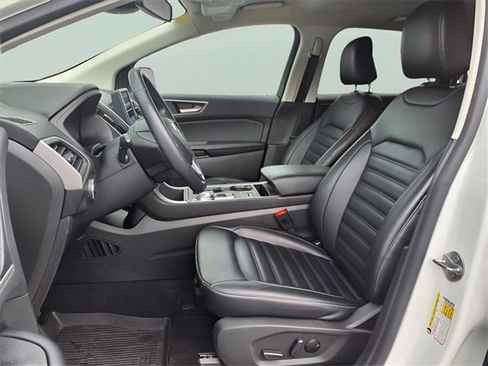 Used 2023 Ford Edge SEL w/ Convenience Package image 12