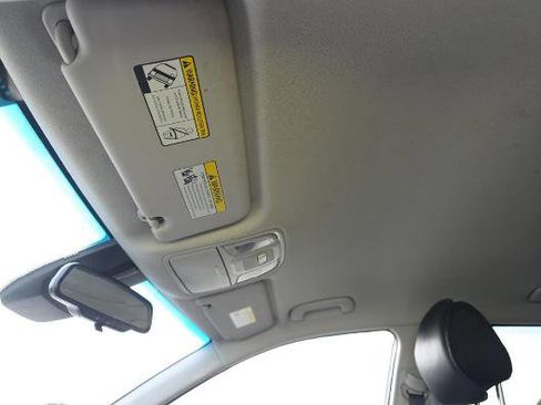 Used 2022 Kia Niro EX w/ Cold Weather Package image 14