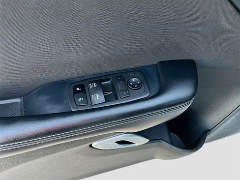 Used 2022 Dodge Challenger R/T Scat Pack w/ Driver Convenience Group image 18