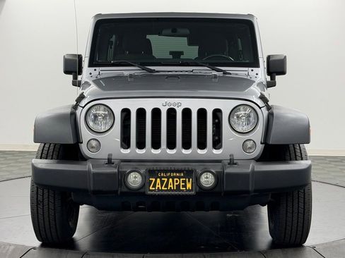 Used 2017 Jeep Wrangler Unlimited Sport w/ Connectivity Group AWD/4WD image 6