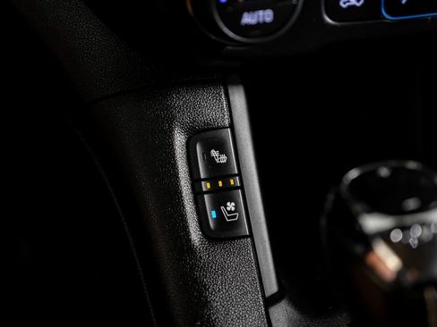 Used 2019 GMC Acadia Denali AWD/4WD image 20