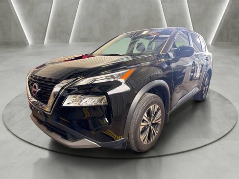 Used 2023 Nissan Rogue SV AWD/4WD image 3
