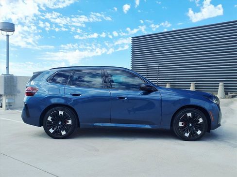 Used 2025 BMW X3 M50 w/ Premium Package image 7