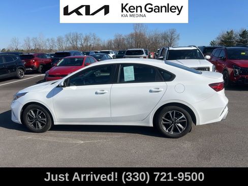 Certified 2023 Kia Forte LXS image 8