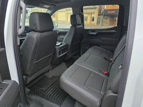 Used 2026 Chevrolet Silverado 1500 LTZ image 12