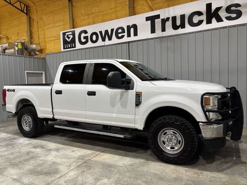 Used 2021 Ford F250 XL w/ Power Equipment Group AWD/4WD image 3