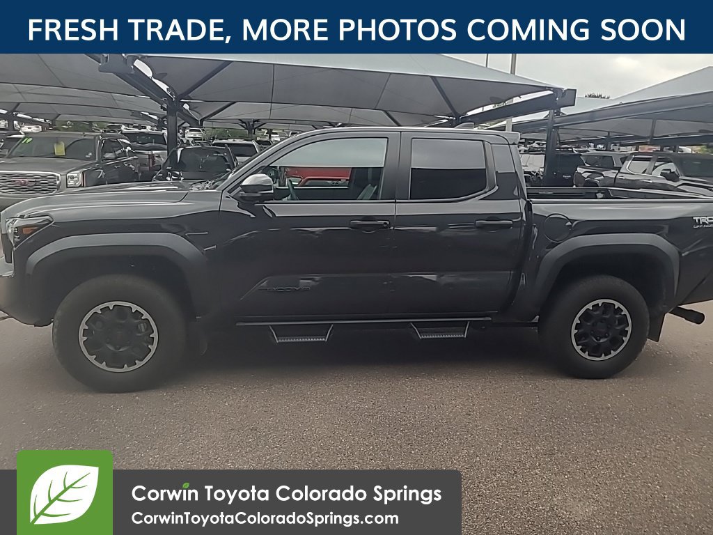Used 2024 Toyota Tacoma TRD Off-Road w/ TRD Off Road Premium Package AWD/4WD image 5