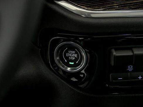 New 2026 GMC Sierra 1500 Elevation w/ Elevation Premium Package image 13